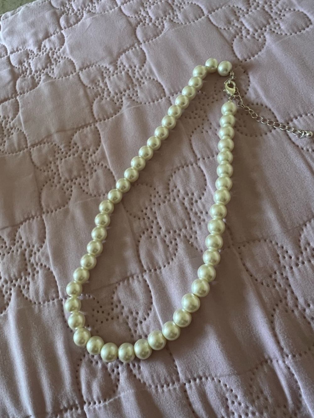 Classic Ivory Pearl Necklace - Elegant Women’s Jewelry. Note:Not Real